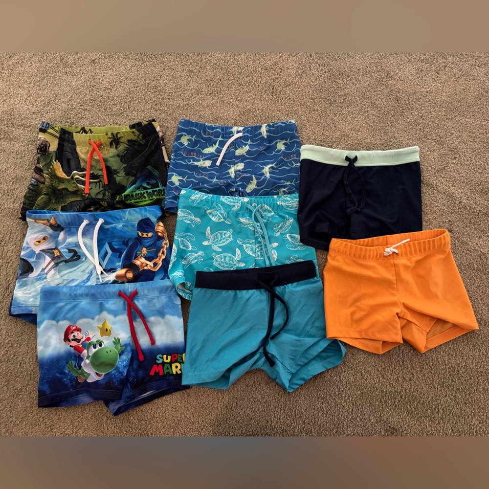 (8) Pairs H&M boys euro shortie swim trunks